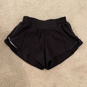 Lululemon Hotty Hot Athletic shorts